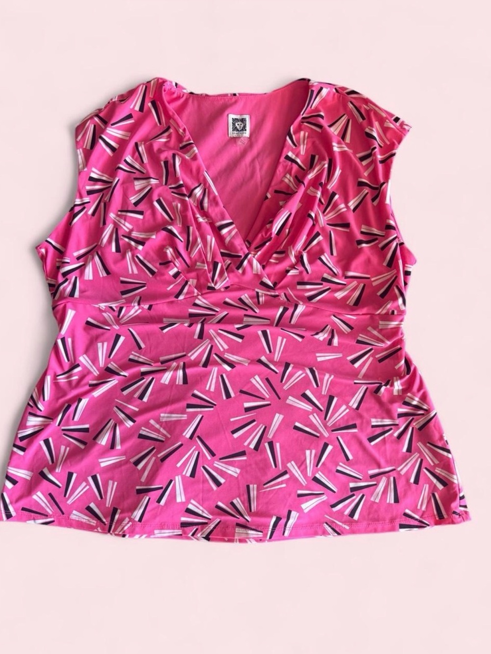 Anne Klein Pink Geometric Fan Burst V-Neck Sleeveless Blouse 1X